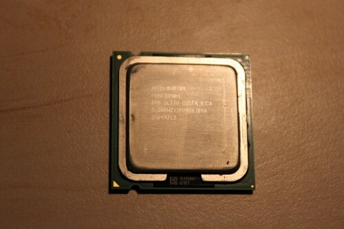 processeur P4 640